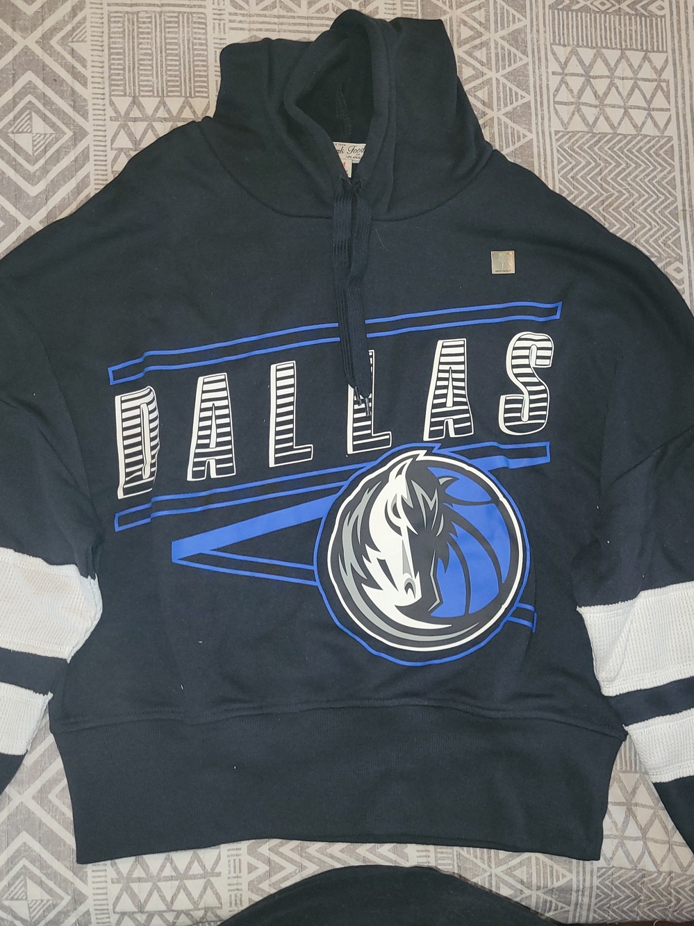 Junk Food Clothing Dallas Graphic Crewneck - Black & Blue
